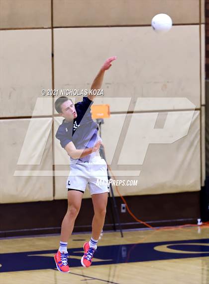 Thumbnail 3 in Redondo Union vs. Loyola (CIF SS D1 Playoffs) photogallery.