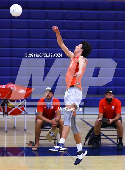 Thumbnail 3 in Redondo Union vs. Loyola (CIF SS D1 Playoffs) photogallery.
