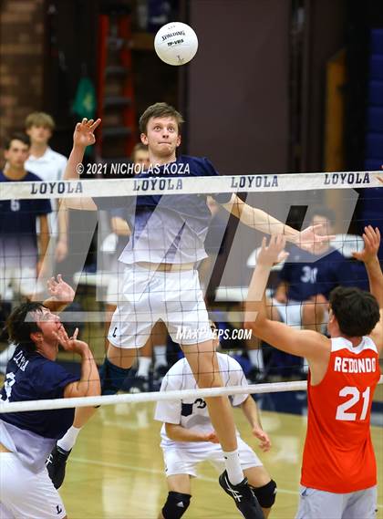 Thumbnail 1 in Redondo Union vs. Loyola (CIF SS D1 Playoffs) photogallery.