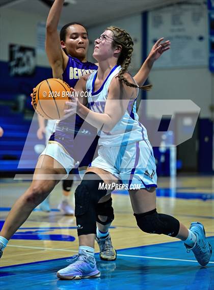 Thumbnail 3 in Berryville @ Cotter photogallery.