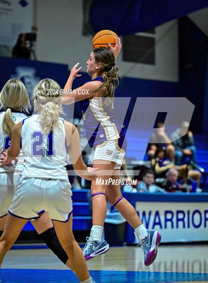 Thumbnail 2 in Berryville @ Cotter photogallery.