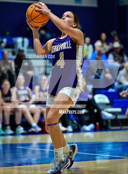Thumbnail 3 in Berryville @ Cotter photogallery.
