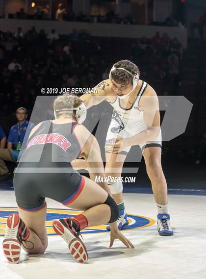 Thumbnail 2 in CIF State Boys Wrestling Championships (Finals; 152lbs - 285llbs) photogallery.