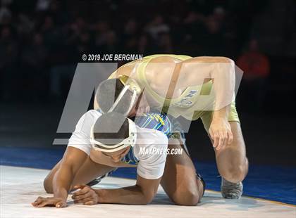 Thumbnail 2 in CIF State Boys Wrestling Championships (Finals; 152lbs - 285llbs) photogallery.