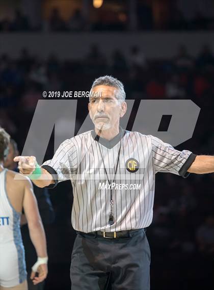 Thumbnail 2 in CIF State Boys Wrestling Championships (Finals; 152lbs - 285llbs) photogallery.