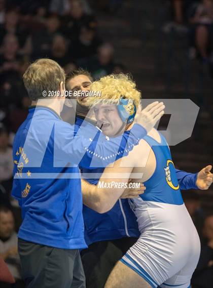 Thumbnail 2 in CIF State Boys Wrestling Championships (Finals; 152lbs - 285llbs) photogallery.