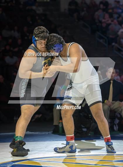 Thumbnail 3 in CIF State Boys Wrestling Championships (Finals; 152lbs - 285llbs) photogallery.