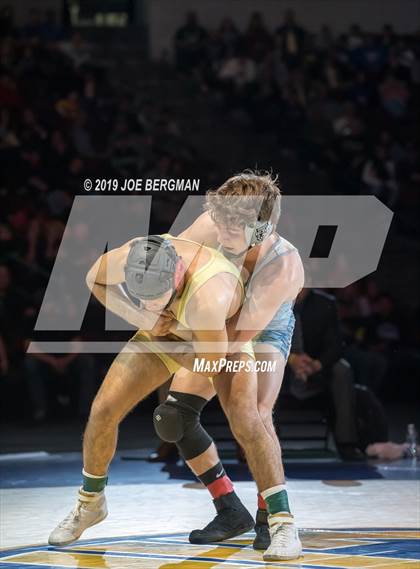 Thumbnail 2 in CIF State Boys Wrestling Championships (Finals; 152lbs - 285llbs) photogallery.