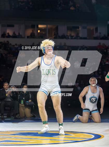 Thumbnail 1 in CIF State Boys Wrestling Championships (Finals; 152lbs - 285llbs) photogallery.