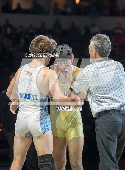Thumbnail 3 in CIF State Boys Wrestling Championships (Finals; 152lbs - 285llbs) photogallery.