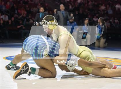 Thumbnail 2 in CIF State Boys Wrestling Championships (Finals; 152lbs - 285llbs) photogallery.