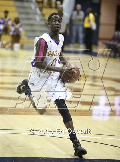 Thumbnail 3 in Oakland Tech vs. St. Joseph Notre Dame photogallery.