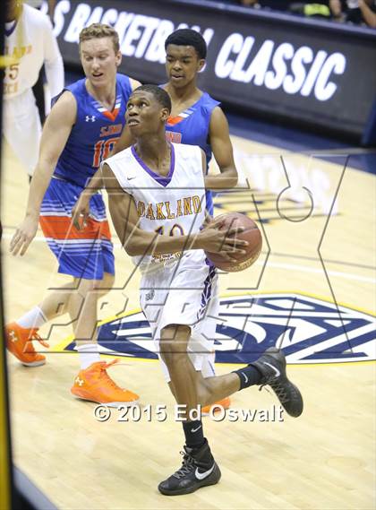 Thumbnail 3 in Oakland Tech vs. St. Joseph Notre Dame photogallery.