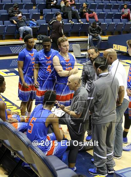 Thumbnail 3 in Oakland Tech vs. St. Joseph Notre Dame photogallery.