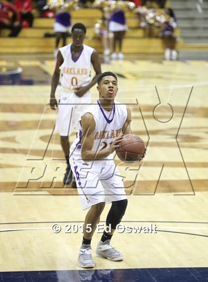 Thumbnail 3 in Oakland Tech vs. St. Joseph Notre Dame photogallery.