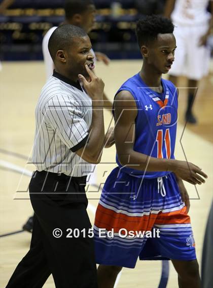 Thumbnail 3 in Oakland Tech vs. St. Joseph Notre Dame photogallery.