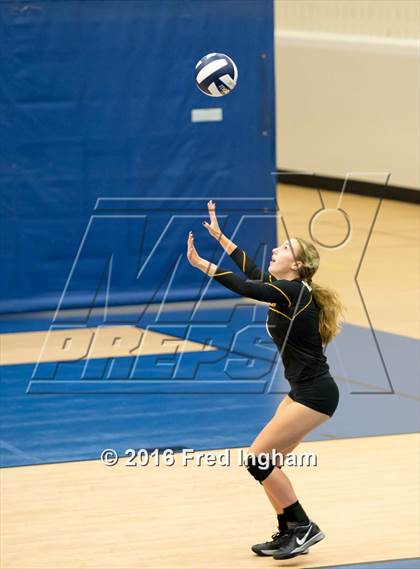 Thumbnail 2 in Westfield @ Fairfax photogallery.