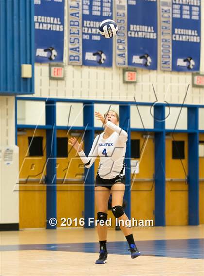 Thumbnail 1 in Westfield @ Fairfax photogallery.