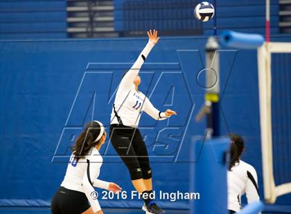 Thumbnail 2 in Westfield @ Fairfax photogallery.