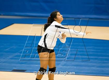 Thumbnail 2 in Westfield @ Fairfax photogallery.