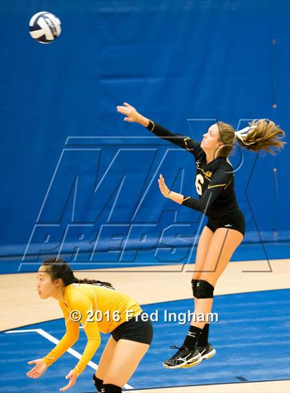 Thumbnail 1 in Westfield @ Fairfax photogallery.