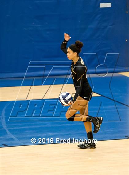 Thumbnail 3 in Westfield @ Fairfax photogallery.