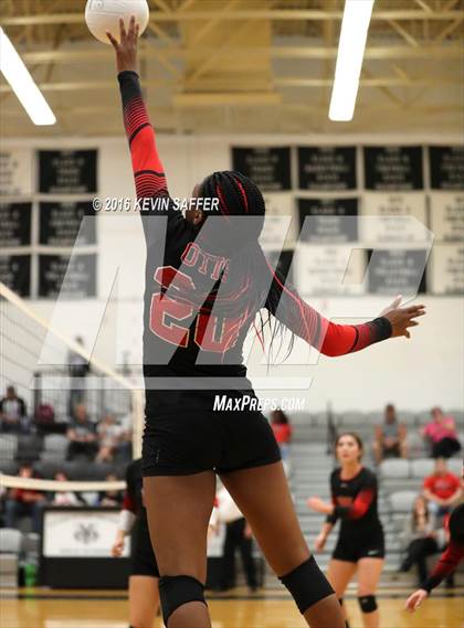 Thumbnail 1 in Otis vs. Flagler photogallery.