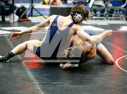Thumbnail 3 in UHSAA 3A Divisional Meet photogallery.