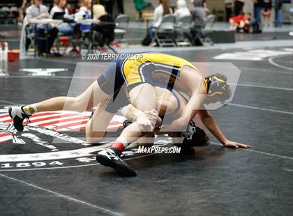 Thumbnail 2 in UHSAA 3A Divisional Meet photogallery.