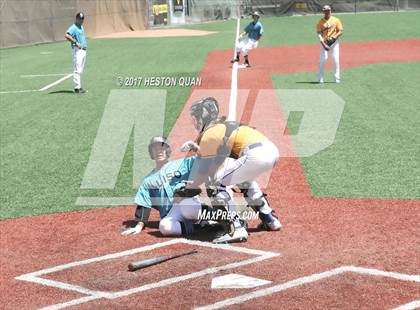 Thumbnail 1 in Aliso Niguel vs. La Mirada (Boras Classic South) photogallery.