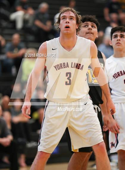 Thumbnail 2 in Godinez @ Yorba Linda (Godinez Grizzly Invitational) photogallery.