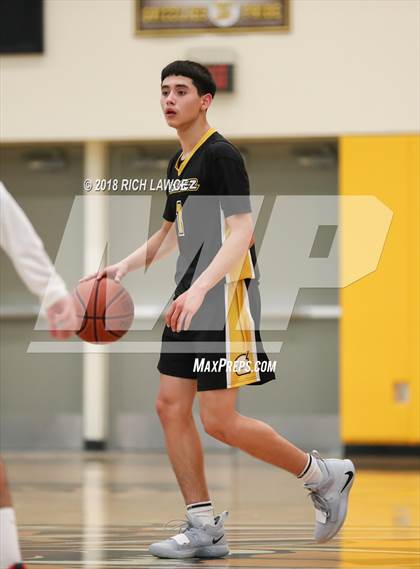 Thumbnail 1 in Godinez @ Yorba Linda (Godinez Grizzly Invitational) photogallery.
