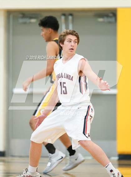 Thumbnail 2 in Godinez @ Yorba Linda (Godinez Grizzly Invitational) photogallery.