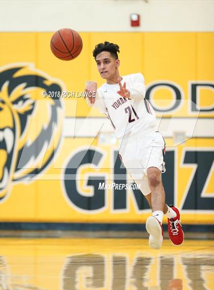 Thumbnail 3 in Godinez @ Yorba Linda (Godinez Grizzly Invitational) photogallery.