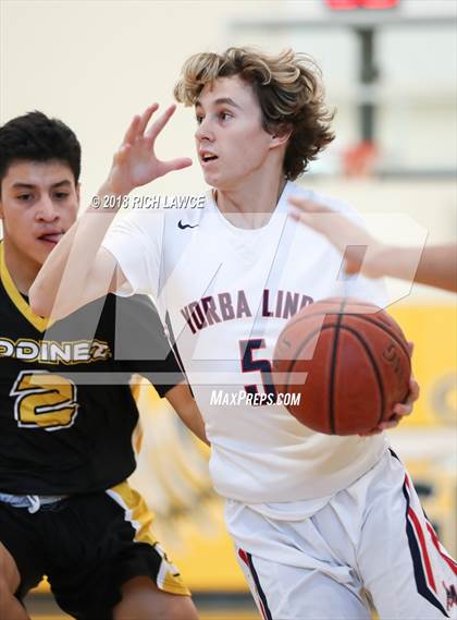 Thumbnail 2 in Godinez @ Yorba Linda (Godinez Grizzly Invitational) photogallery.