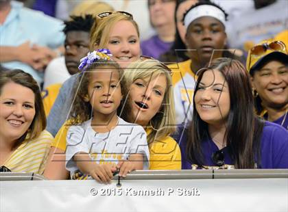 Thumbnail 3 in St. James @ Lutcher (LHSAA Class 3A Final) photogallery.