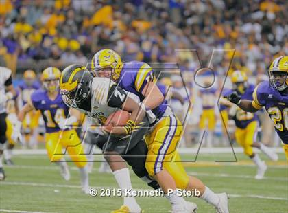 Thumbnail 2 in St. James @ Lutcher (LHSAA Class 3A Final) photogallery.