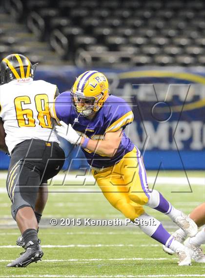 Thumbnail 1 in St. James @ Lutcher (LHSAA Class 3A Final) photogallery.