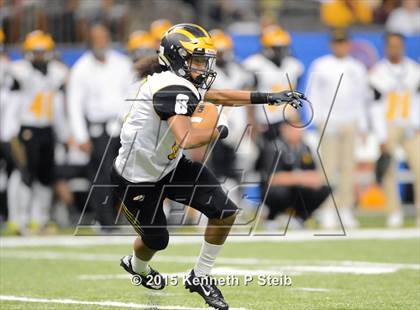 Thumbnail 3 in St. James @ Lutcher (LHSAA Class 3A Final) photogallery.