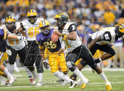 Thumbnail 1 in St. James @ Lutcher (LHSAA Class 3A Final) photogallery.