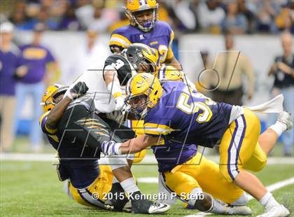 Thumbnail 1 in St. James @ Lutcher (LHSAA Class 3A Final) photogallery.