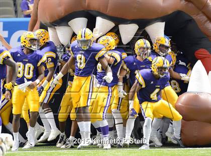 Thumbnail 1 in St. James @ Lutcher (LHSAA Class 3A Final) photogallery.