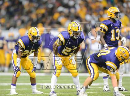 Thumbnail 1 in St. James @ Lutcher (LHSAA Class 3A Final) photogallery.