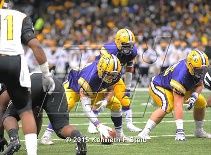 Thumbnail 3 in St. James @ Lutcher (LHSAA Class 3A Final) photogallery.
