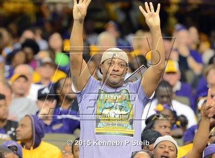 Thumbnail 1 in St. James @ Lutcher (LHSAA Class 3A Final) photogallery.