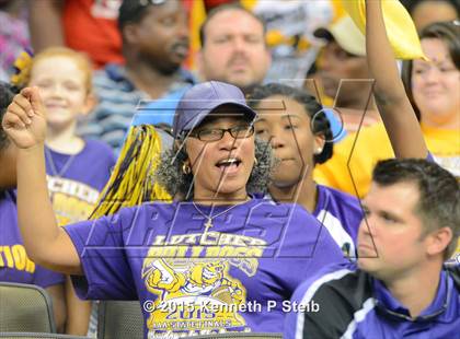 Thumbnail 2 in St. James @ Lutcher (LHSAA Class 3A Final) photogallery.