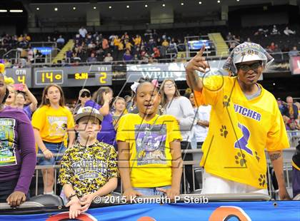Thumbnail 1 in St. James @ Lutcher (LHSAA Class 3A Final) photogallery.