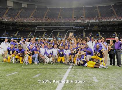 Thumbnail 1 in St. James @ Lutcher (LHSAA Class 3A Final) photogallery.