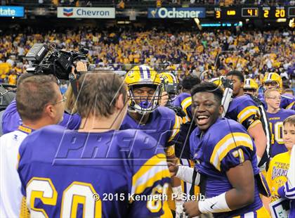 Thumbnail 2 in St. James @ Lutcher (LHSAA Class 3A Final) photogallery.