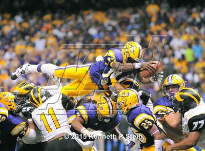 Thumbnail 1 in St. James @ Lutcher (LHSAA Class 3A Final) photogallery.